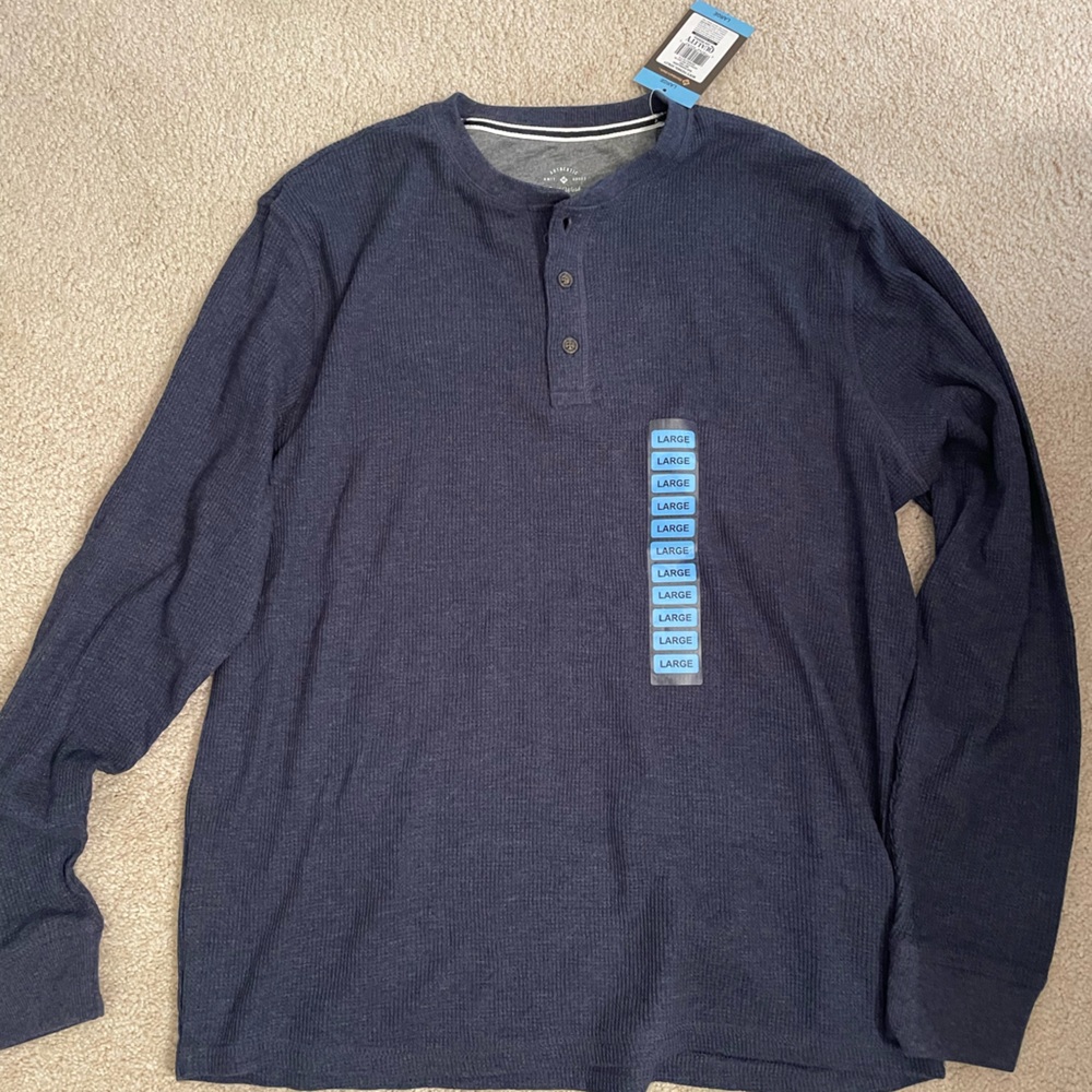Men’s flannel long sleeve shirt